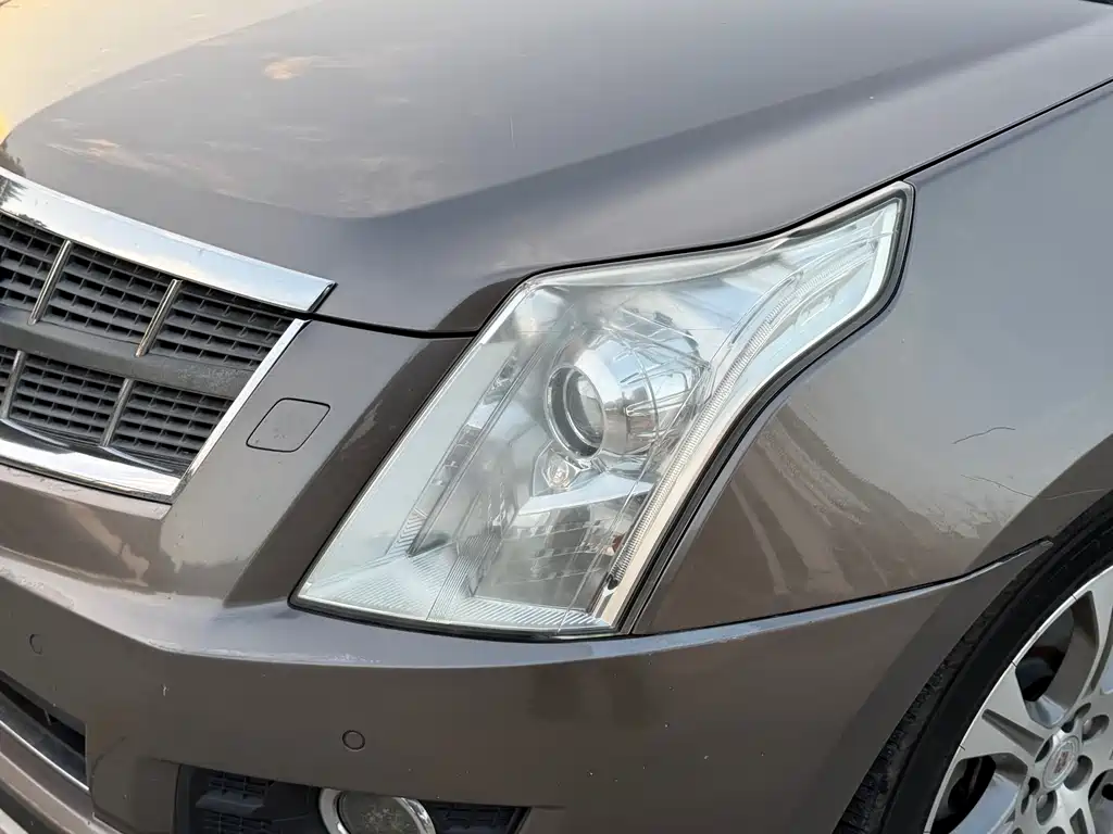 Cadillac SRX 2012 — фото 10