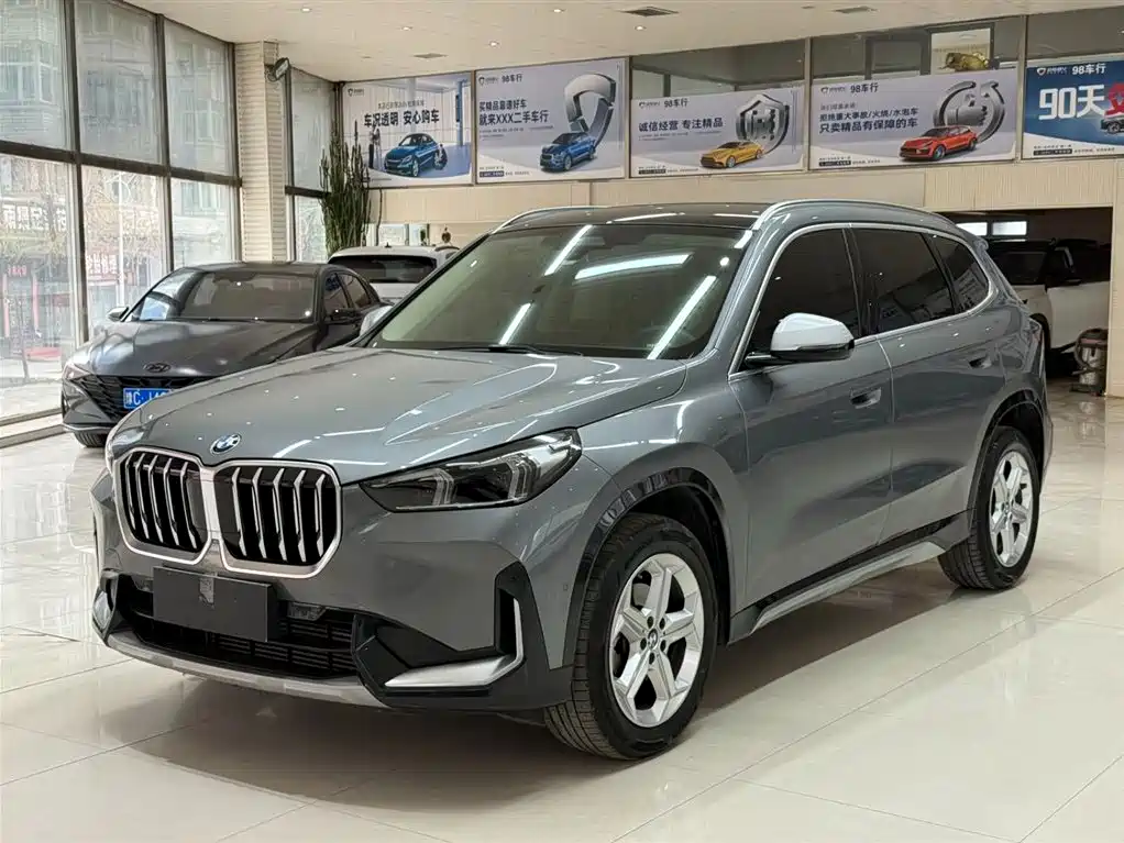 BMW X1 2023 — фото 1