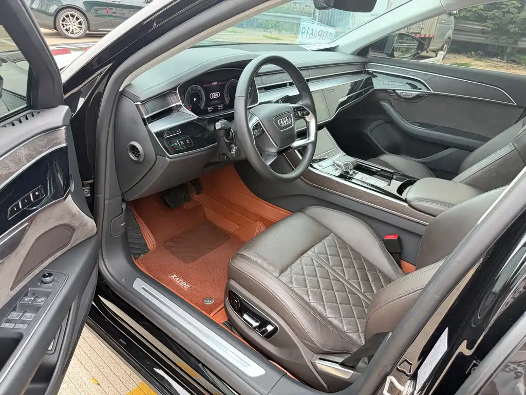 Audi A8 2022
