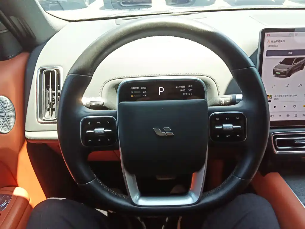Li Auto Li L8 2023