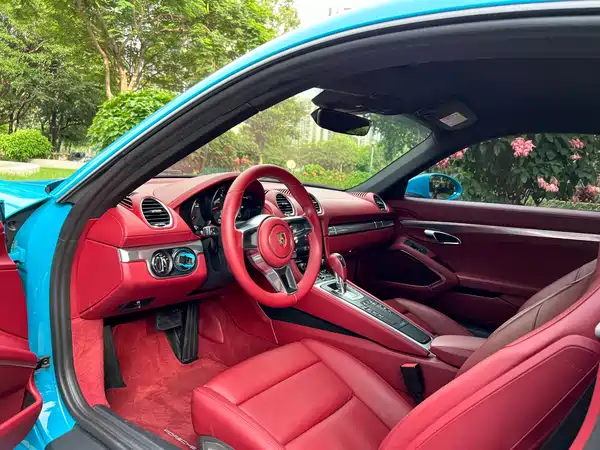 Porsche 718 2020