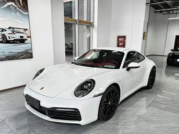 Porsche 911 2024