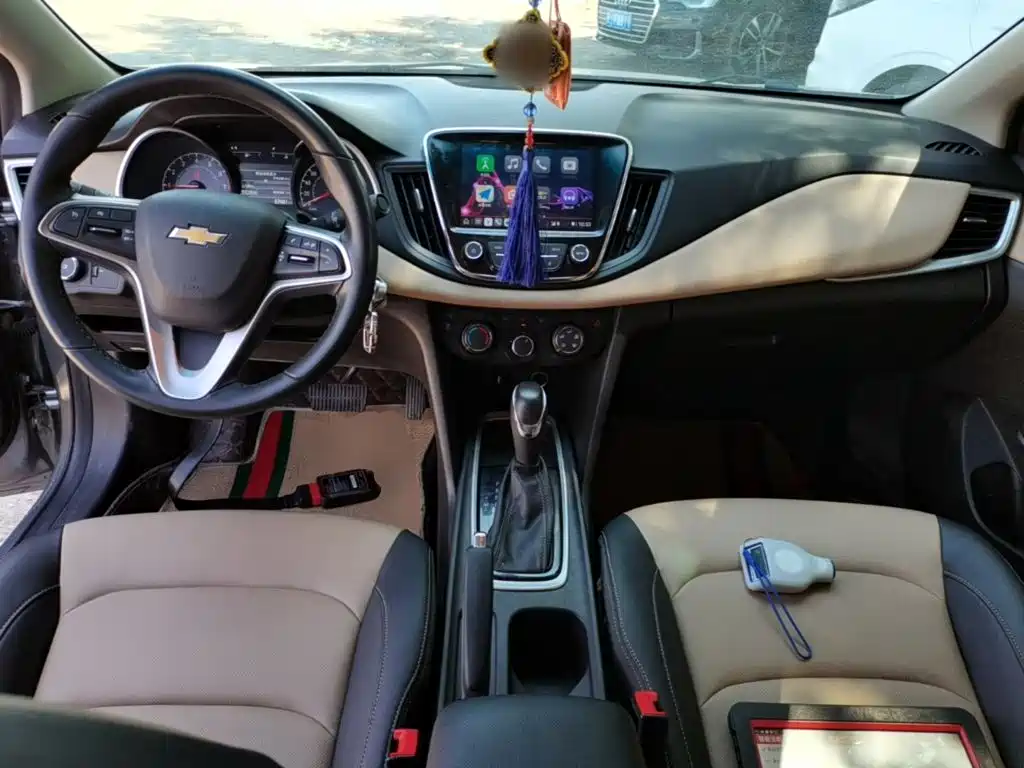 Chevrolet Cruze 2022 — фото 10
