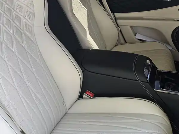 Bentley Flying Spur Plug-In Hybrid 2022