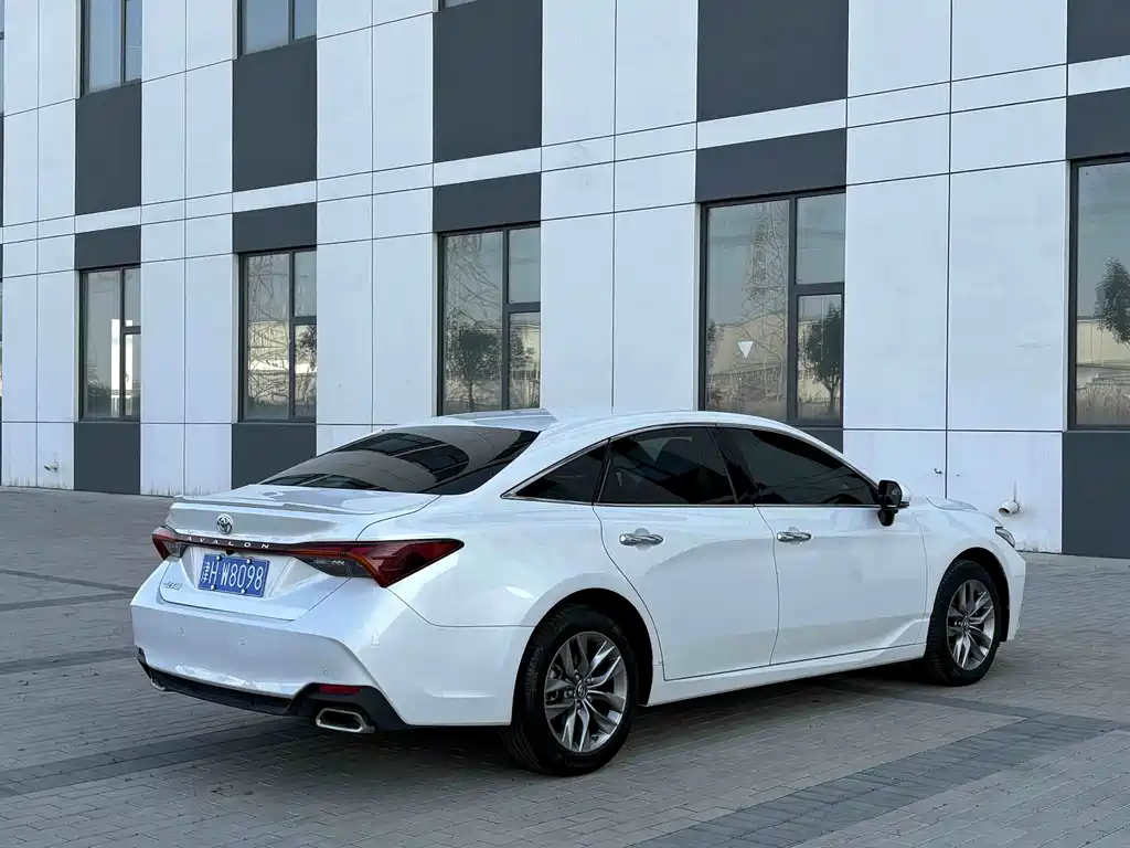 Toyota Avalon 2021 — фото 8
