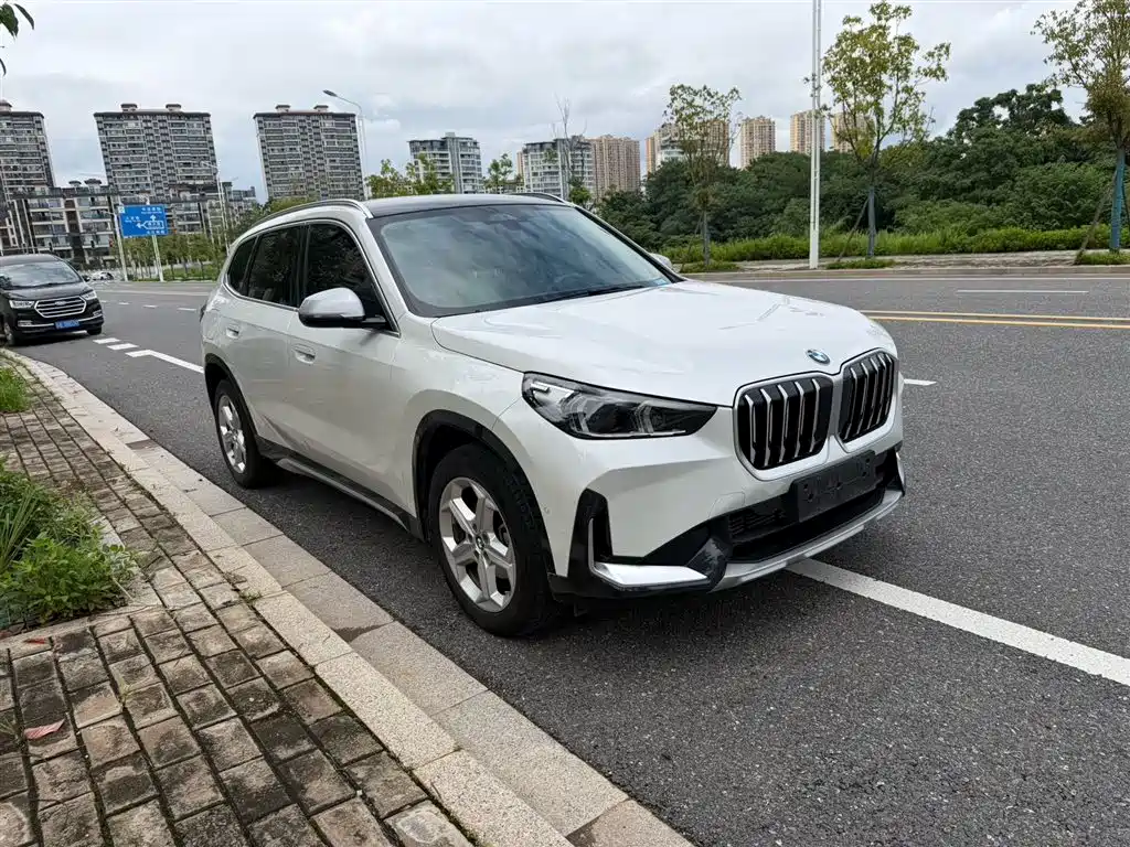 BMW X1 2023 — фото 2
