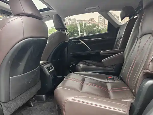 Lexus RX 2019