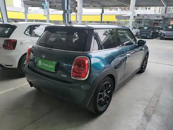 MINI 2021