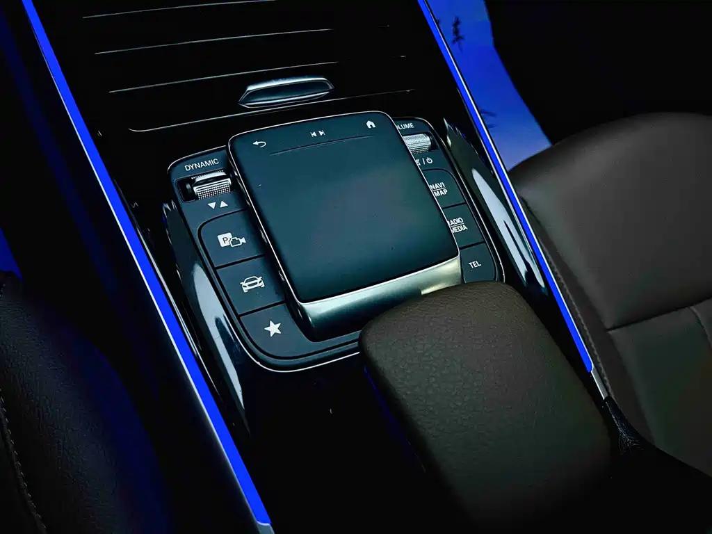 Mercedes-Benz GLB 2023 — фото 16