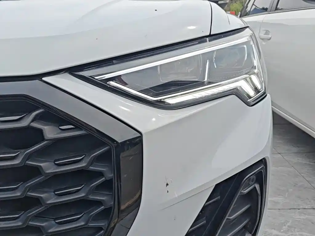 Audi Q3 Sportback 2022 — фото 24