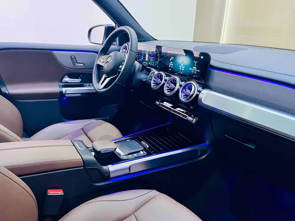 Mercedes-Benz GLB 2023 — фото 12