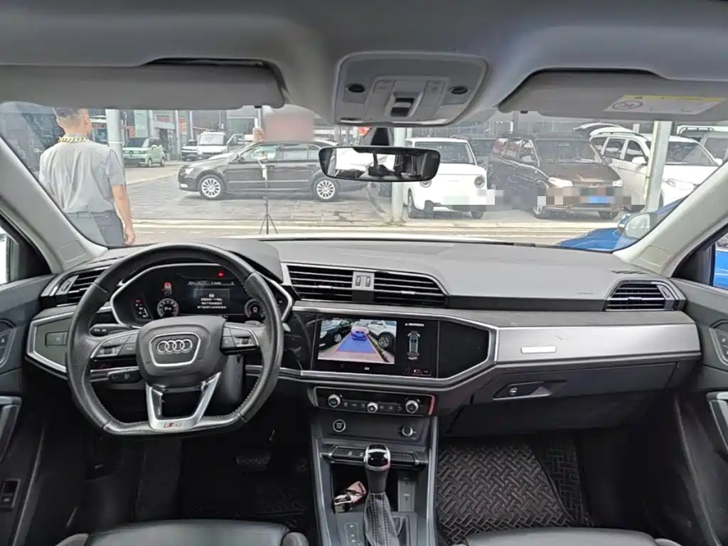 Audi Q3 Sportback 2022 — фото 10