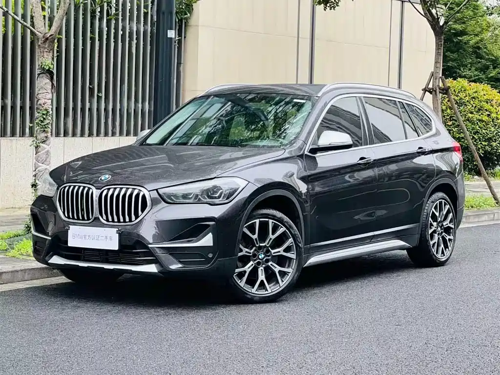 BMW X1 2022 — фото 1
