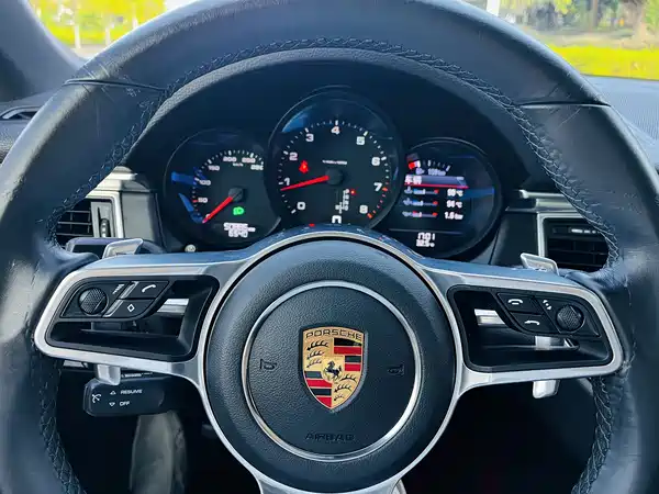 Porsche Macan 2017