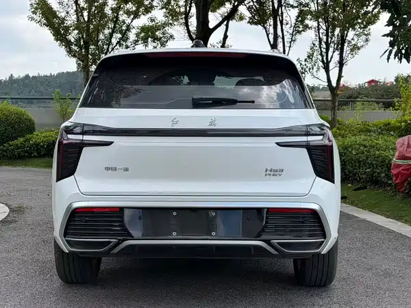 Hongqi HS3 PHEV 2026