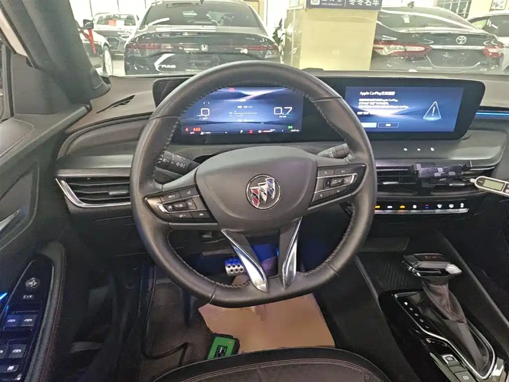 Buick Verano 2023 — фото 11