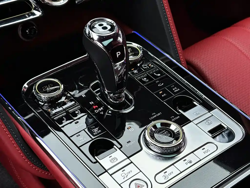Bentley Flying Spur 2023 — фото 22