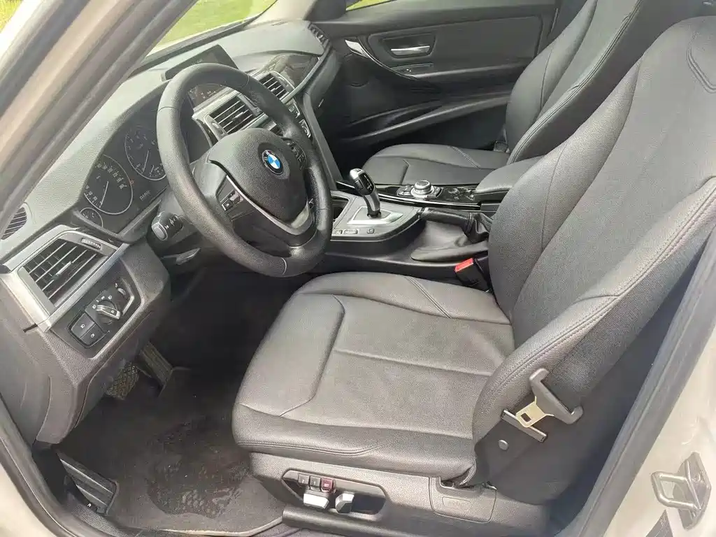 BMW 3 Series 2013 — фото 11