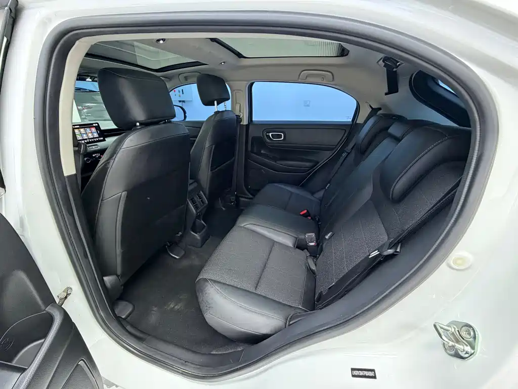 Honda Vezel 2023 — фото 14