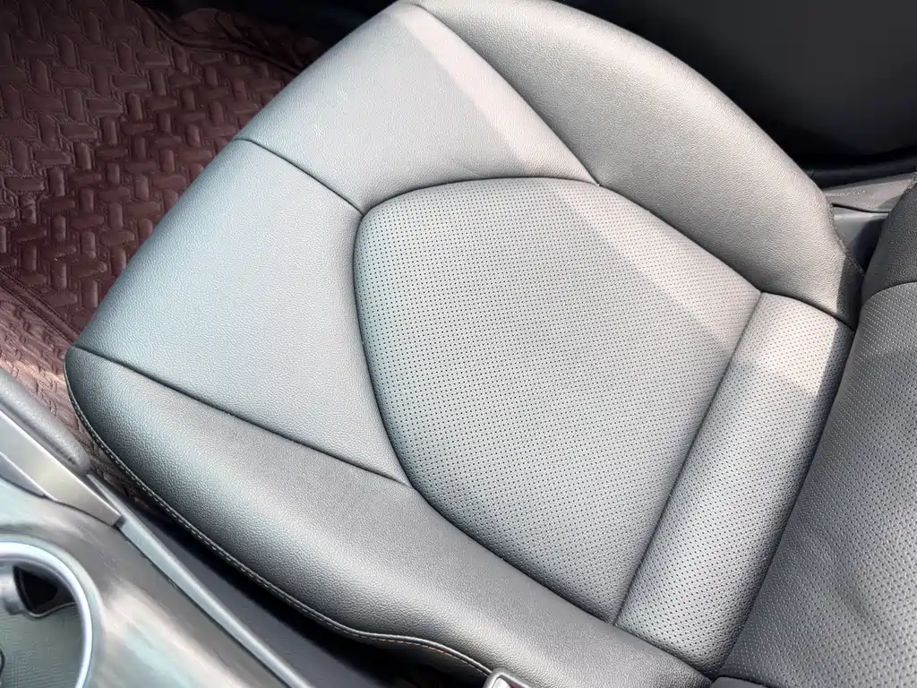 Toyota Camry 2021 — фото 20