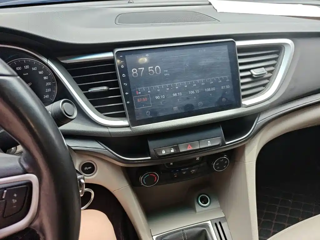 Buick Excelle 2019 — фото 13