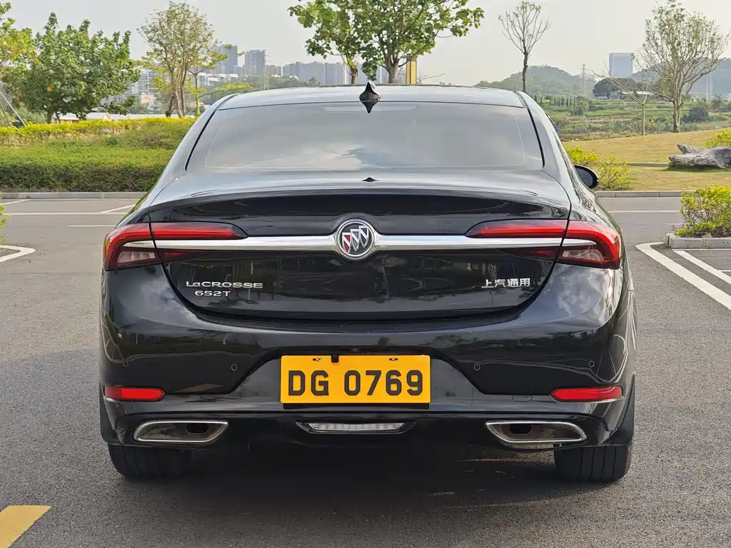 Buick LaCrosse 2020 — фото 29