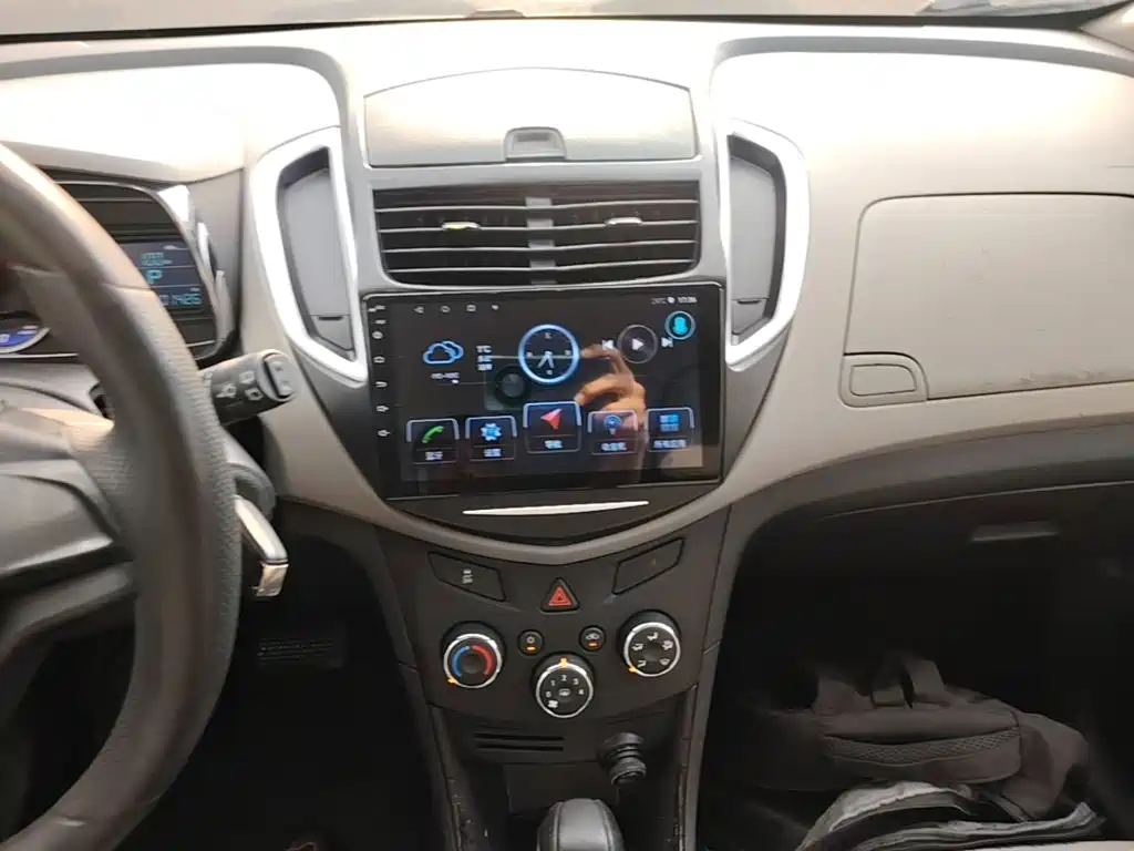 Chevrolet Trax 2015 — фото 13