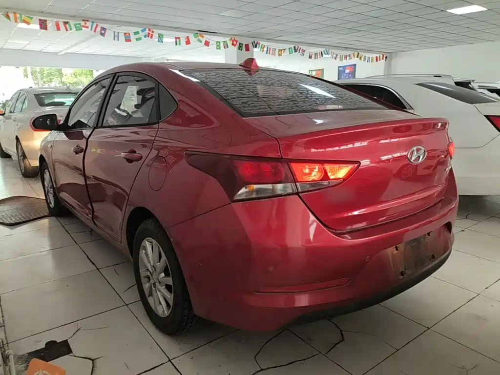 Hyundai Verna 2017