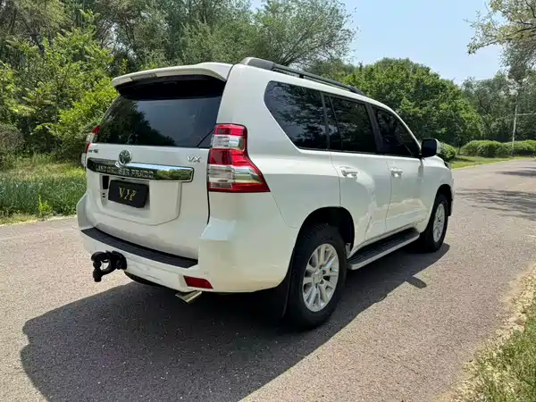 Toyota Prado 2014