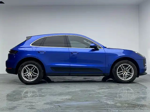 Porsche Macan 2019 — фото 8