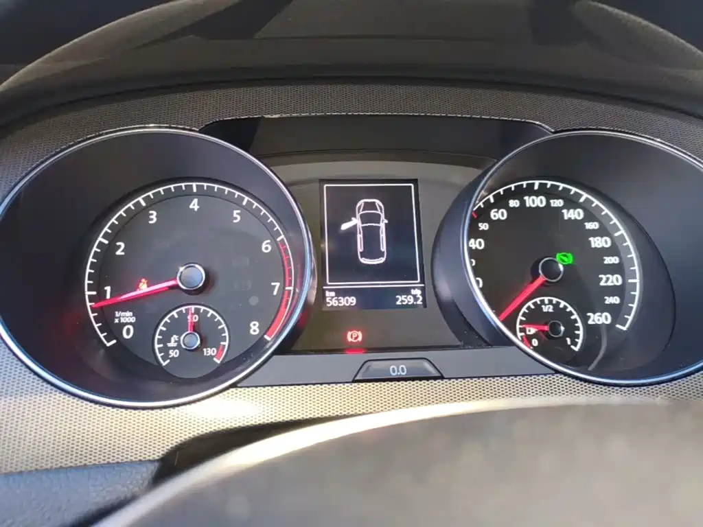 Volkswagen Golf Jialu 2018 — фото 12