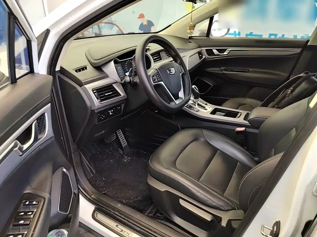 Geely Emgrand GS 2018 — фото 16