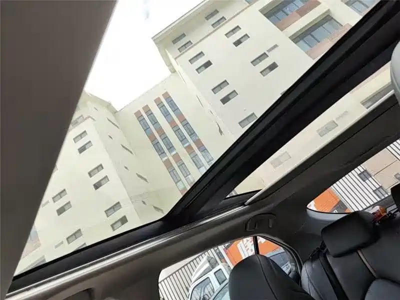 Toyota Camry 2020 — фото 11