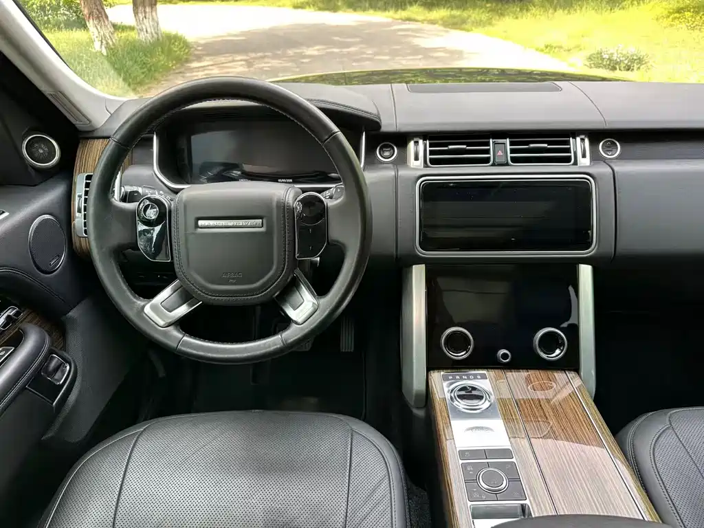 Land Rover Range Rover 2019 — фото 9