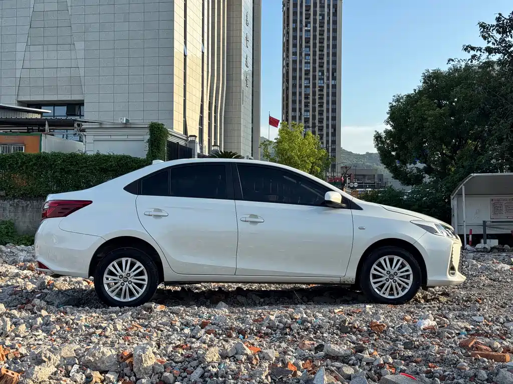 Toyota Vios 2020 — фото 11