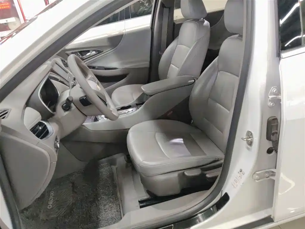 Chevrolet Malibu XL 2018 — фото 15