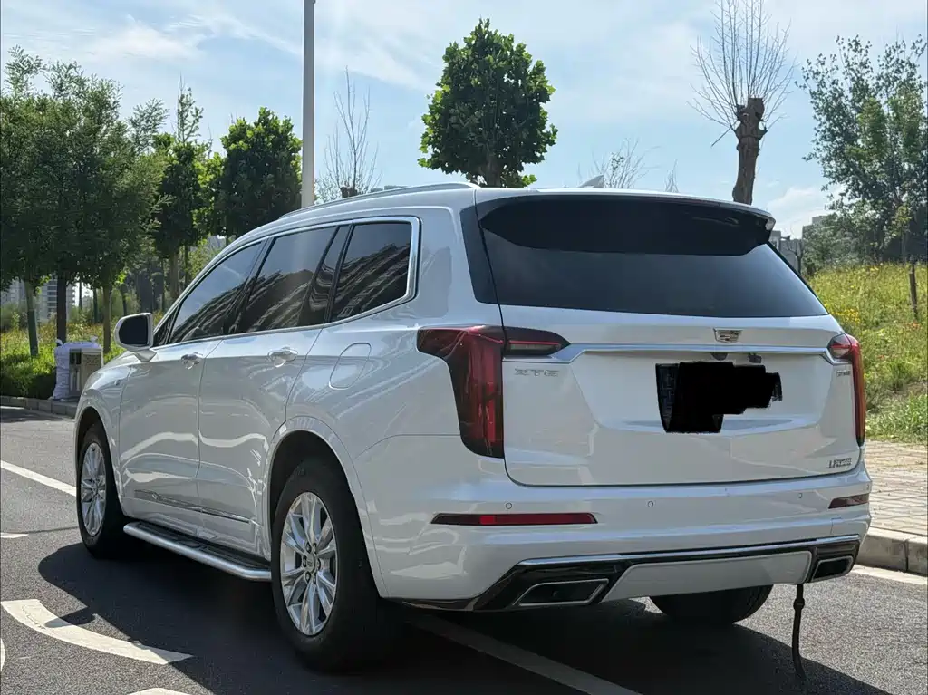 Cadillac XT6 2020 — фото 22
