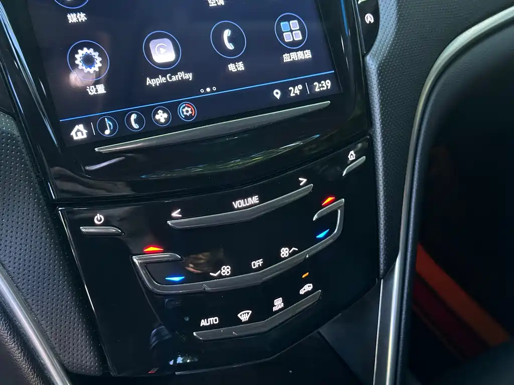 Cadillac XTS 2019 — фото 15