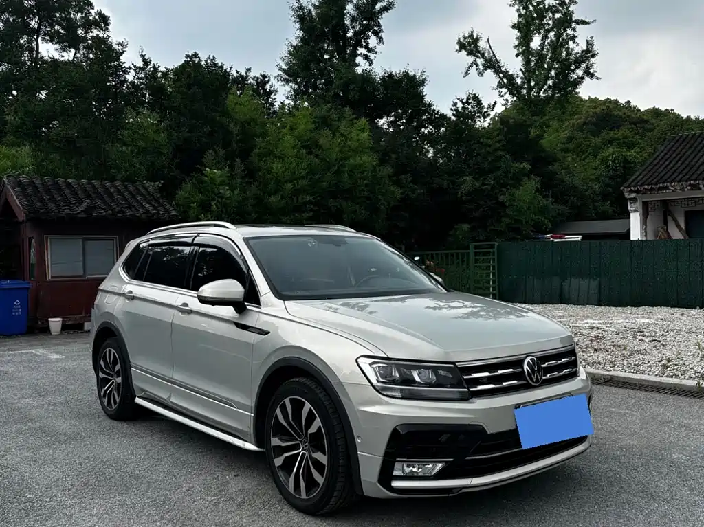 Volkswagen Tiguan L 2021