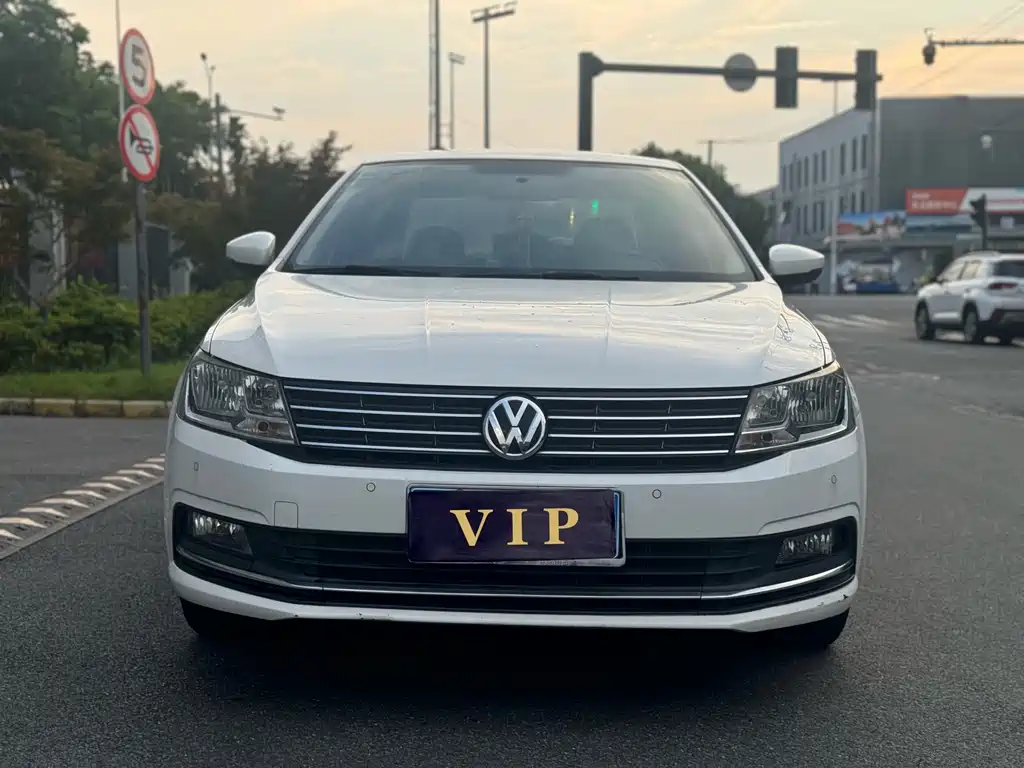 Volkswagen Lavida 2016