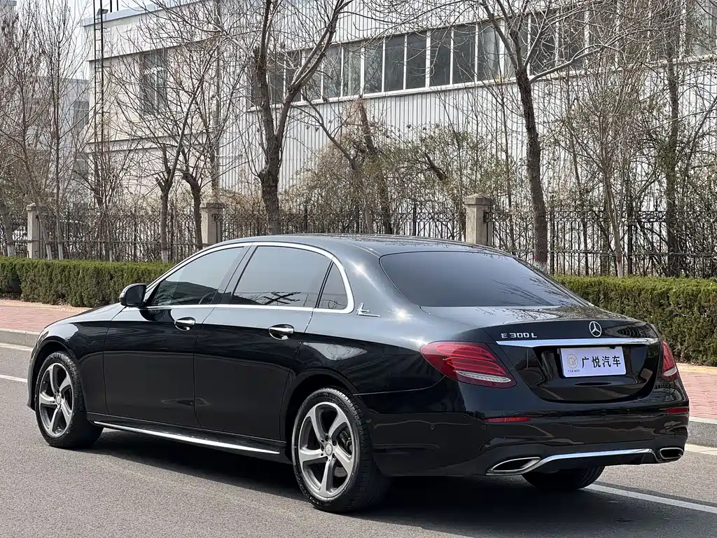 Mercedes-Benz E-Class 2017