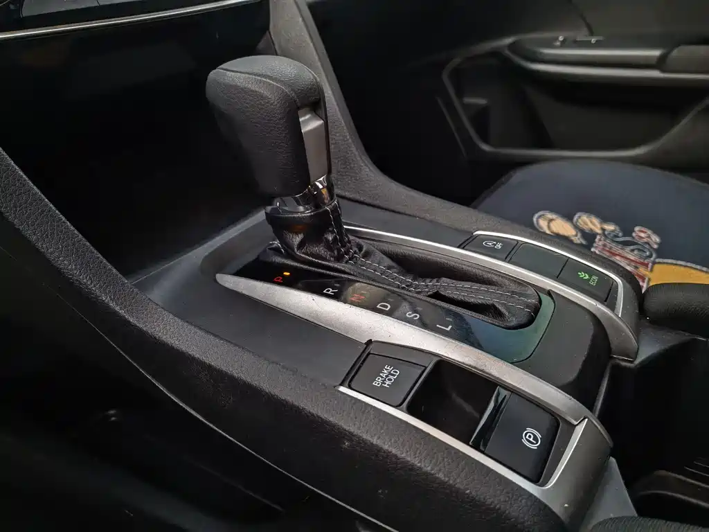 Honda Civic 2019 — фото 13