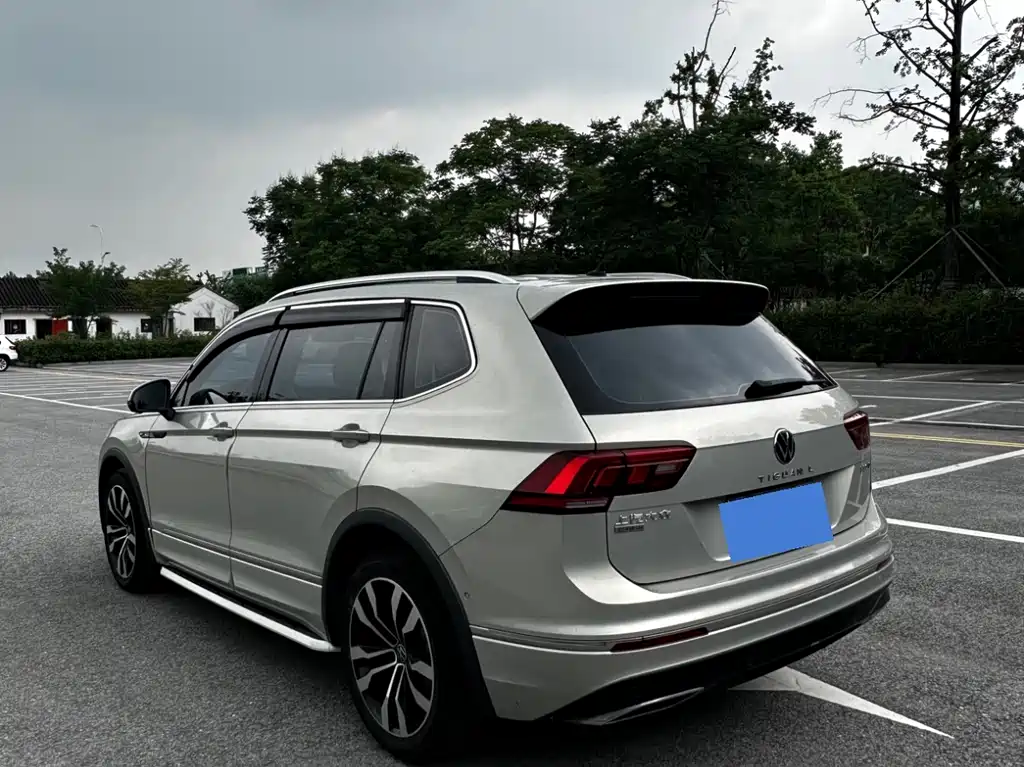 Volkswagen Tiguan L 2021