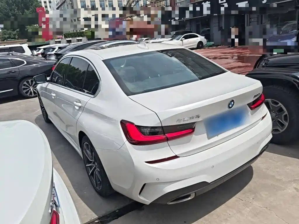 BMW 3 Series 2022