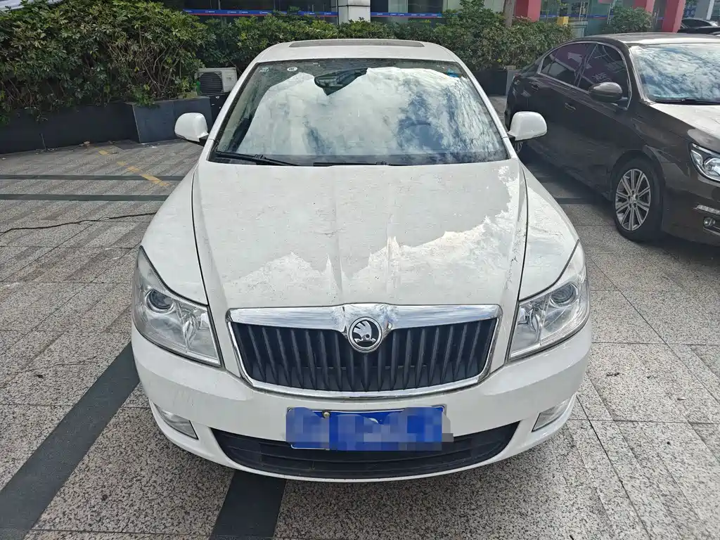 Skoda Octavia 2015 — фото 3