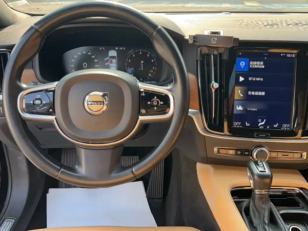 Volvo S90 2020 — фото 17