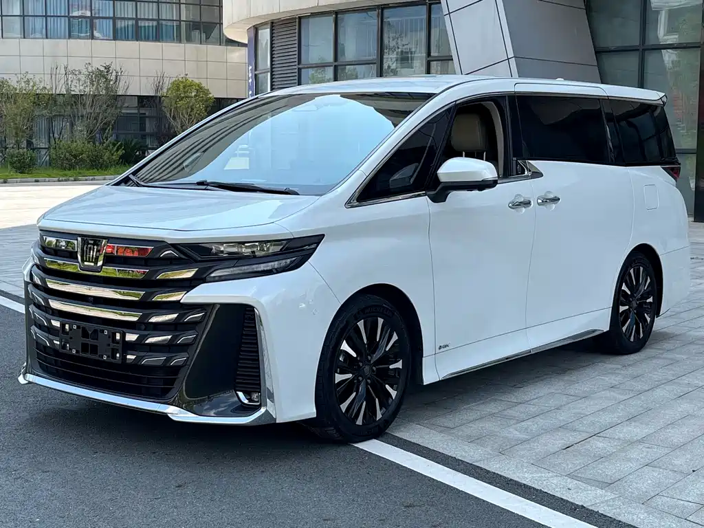Toyota Vellfire 2024 — фото 2