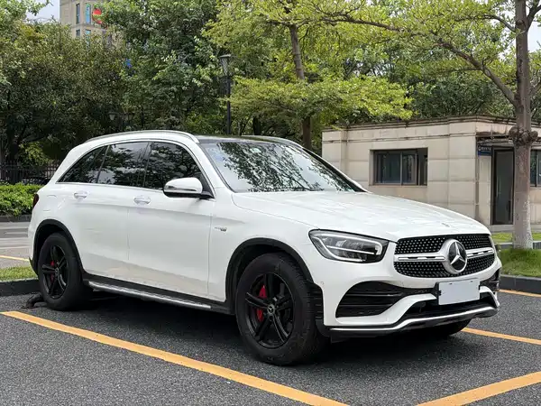 Mercedes-Benz GLC 2021
