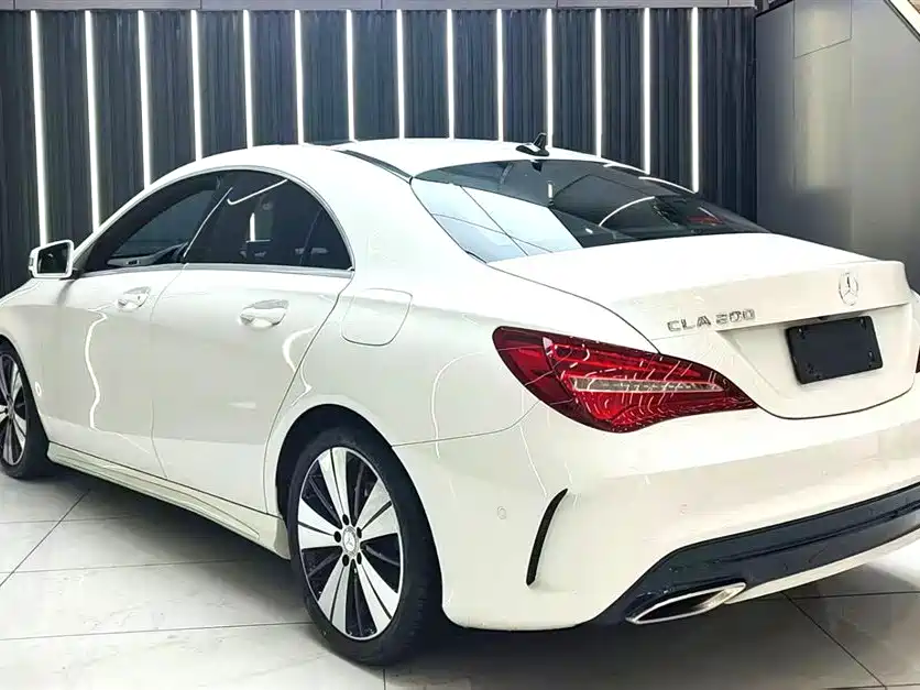 Mercedes-Benz CLA 2016