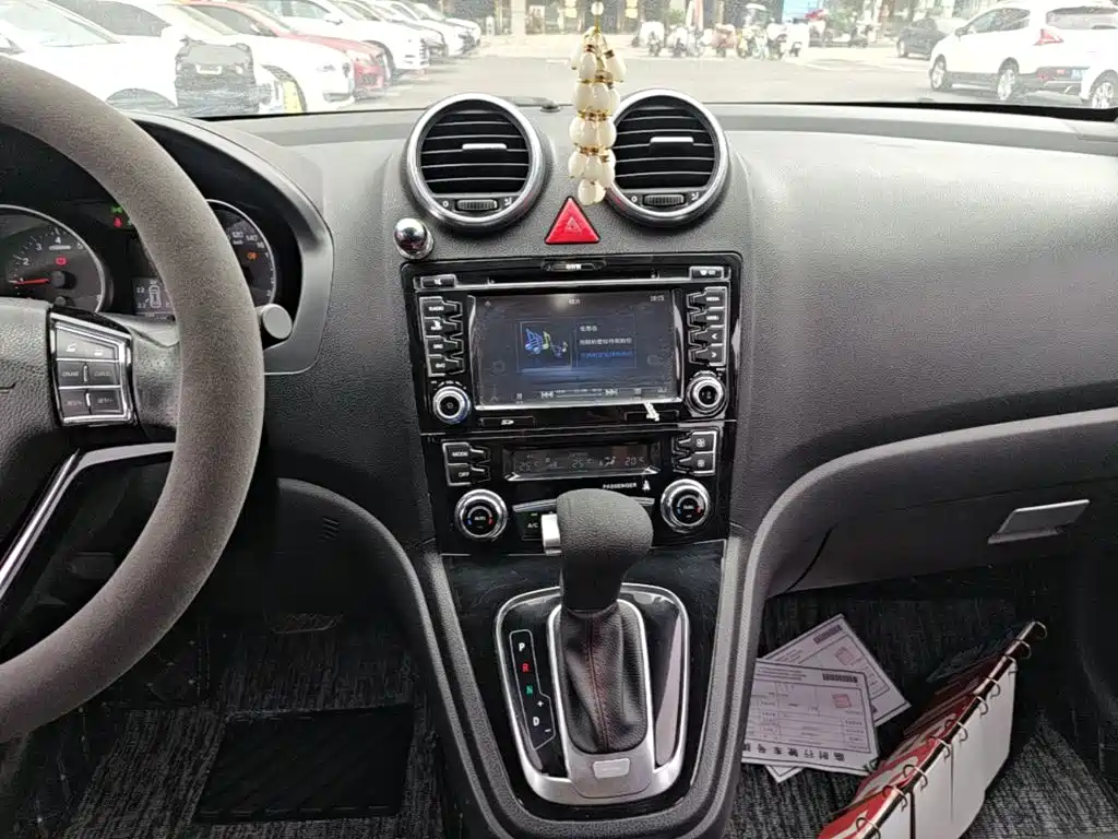 Haval H6 2017 — фото 13